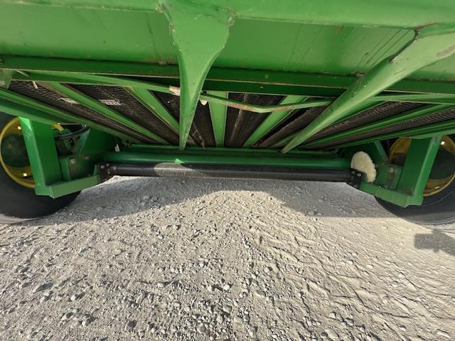 Image of John Deere 566 equipment image 4