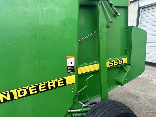 Image of John Deere 566 equipment image 3