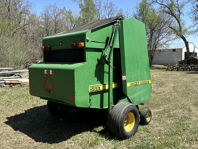 Image of John Deere 566 equipment image 4