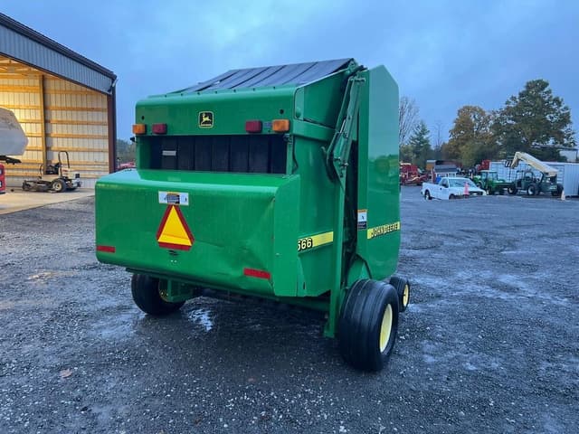 Image of John Deere 566 equipment image 3