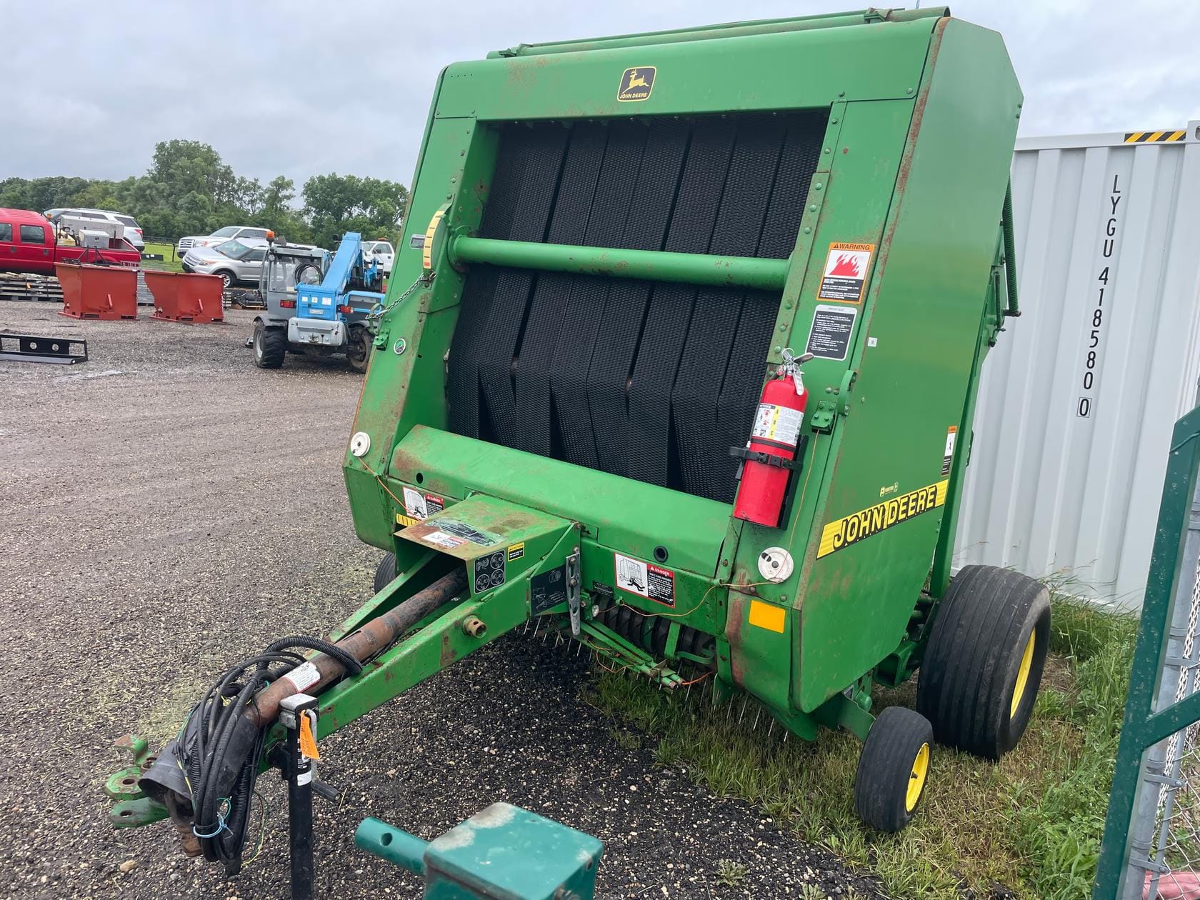 John Deere 566 Equipment Image0