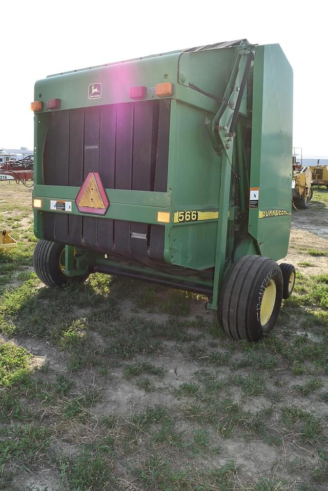 Image of John Deere 566 equipment image 3