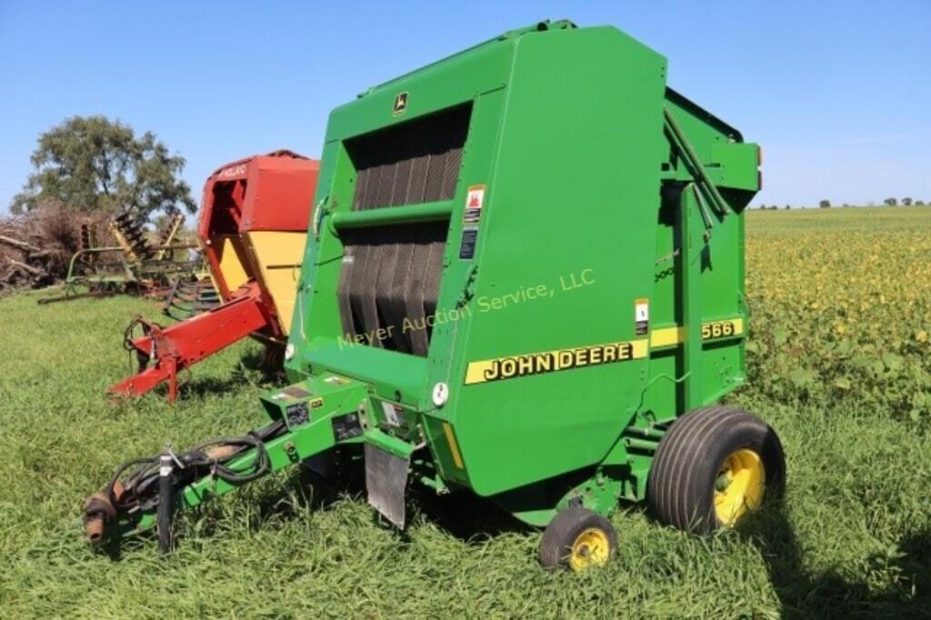 Image of John Deere 566 Primary image