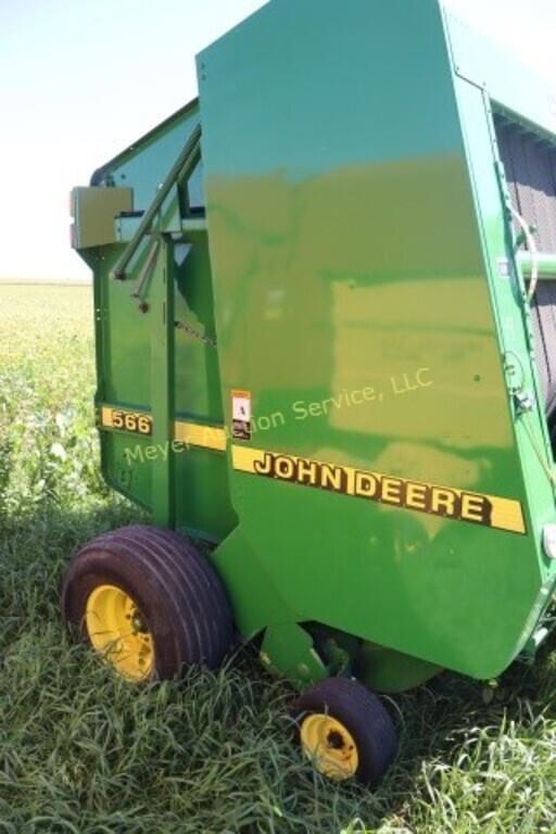 Image of John Deere 566 equipment image 3