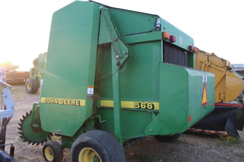 Image of John Deere 566 Image 1
