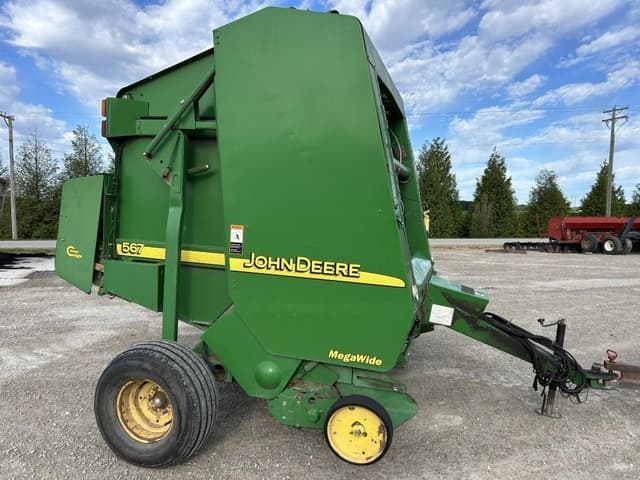 Image of John Deere 567 equipment image 1