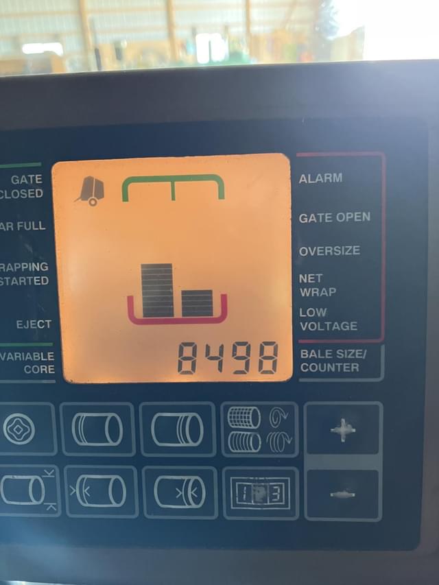 Image of John Deere 567 equipment image 4