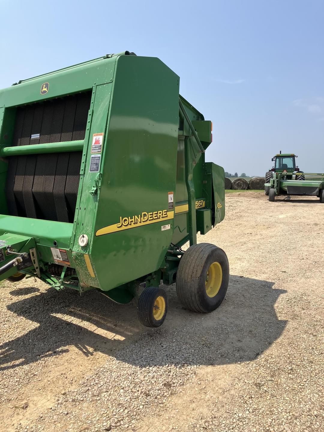 Image of John Deere 567 Primary image