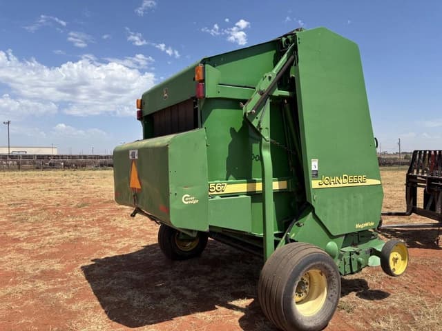 Image of John Deere 567 equipment image 2