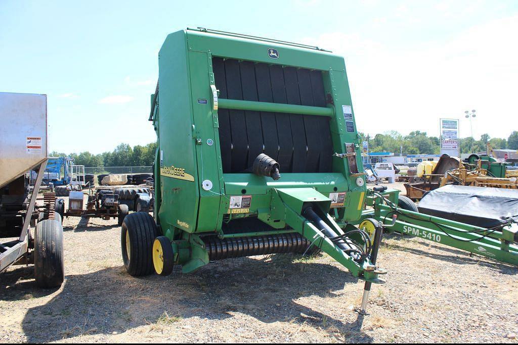 Image of John Deere 567 MegaWide Image 1