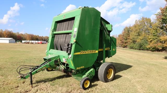 Image of John Deere 567 equipment image 2