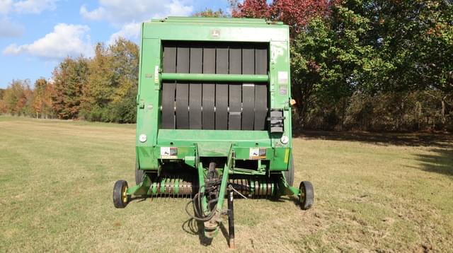 Image of John Deere 567 equipment image 1