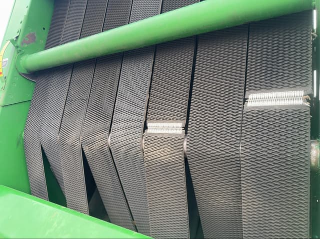 Image of John Deere 567 equipment image 4