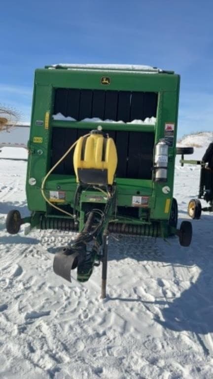 Image of John Deere 567 equipment image 2