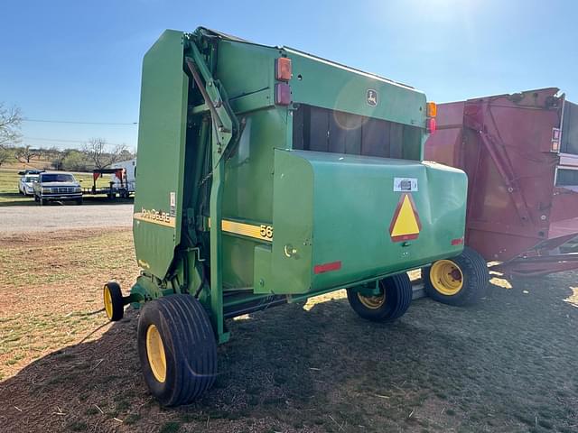 Image of John Deere 567 equipment image 3