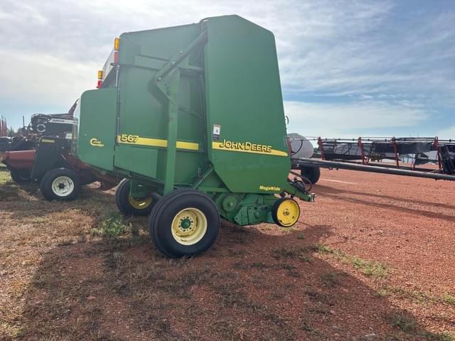 Image of John Deere 567 equipment image 4