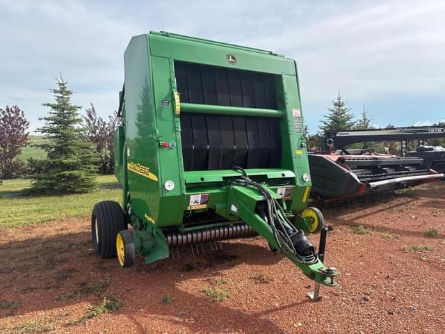 Image of John Deere 567 equipment image 2