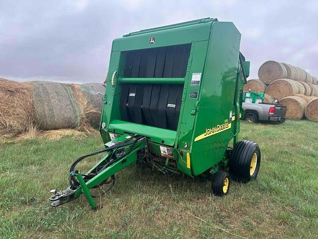 Image of John Deere 567 equipment image 2