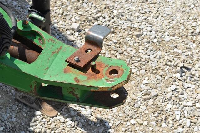 Image of John Deere 567 equipment image 3