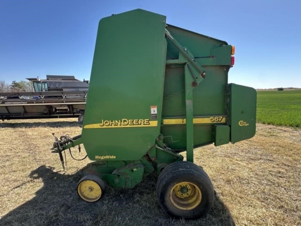 Image of John Deere 567 Primary image