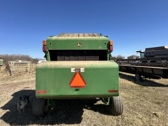 Image of John Deere 567 equipment image 1