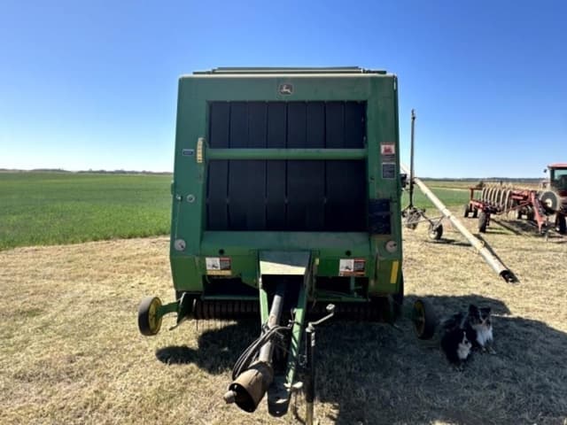 Image of John Deere 567 equipment image 4