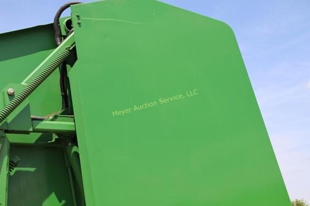 Image of John Deere 567 equipment image 3