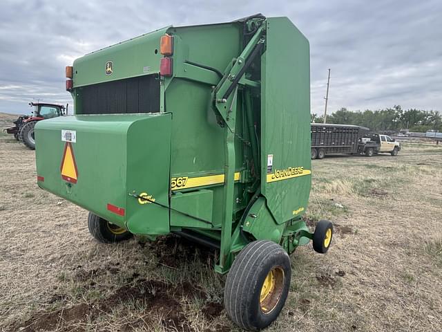 Image of John Deere 567 equipment image 4