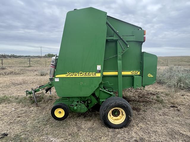 Image of John Deere 567 equipment image 1