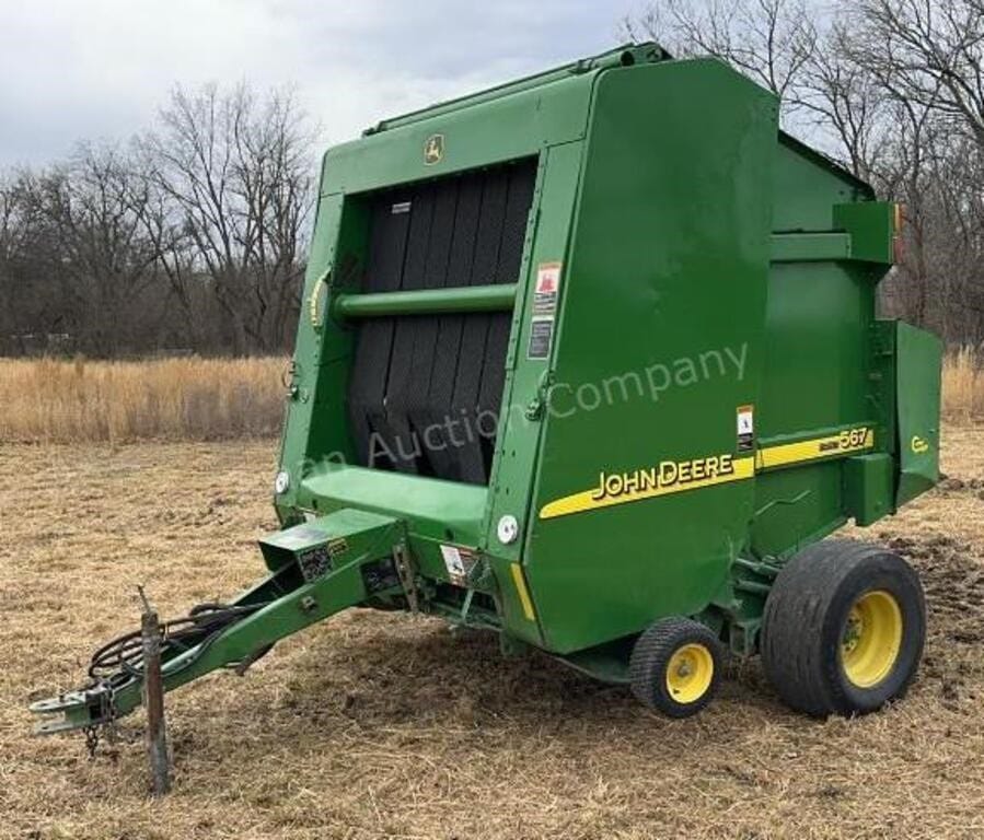 John Deere 567 Equipment Image0