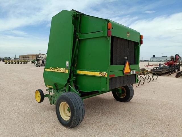 Image of John Deere 567 MegaWide equipment image 1