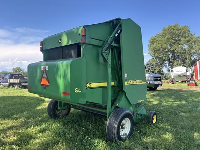 Image of John Deere 567 equipment image 4