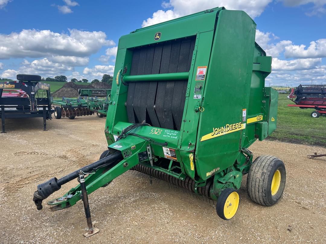 Image of John Deere 567 Primary image