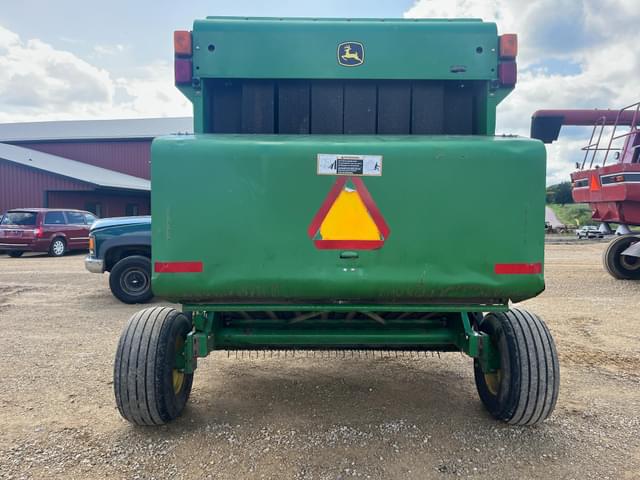 Image of John Deere 567 equipment image 2