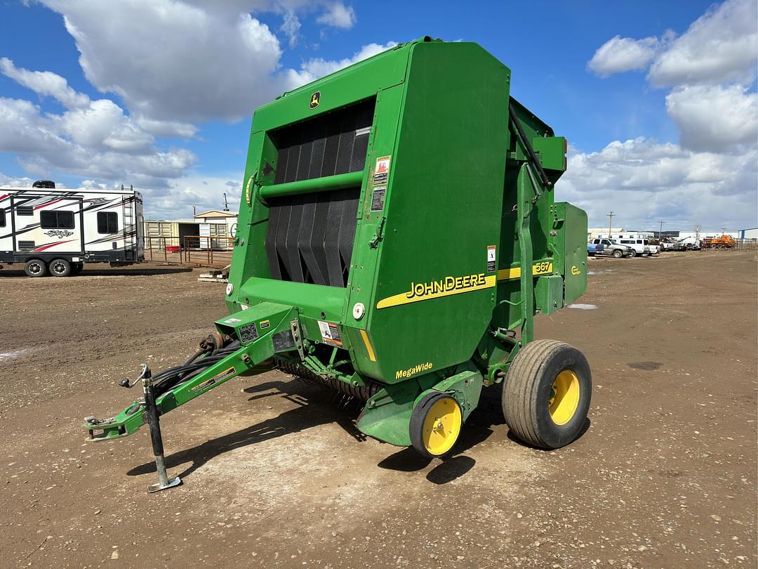Image of John Deere 567 Primary image