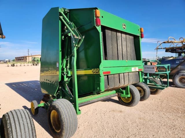 Image of John Deere 567 MegaWide equipment image 1