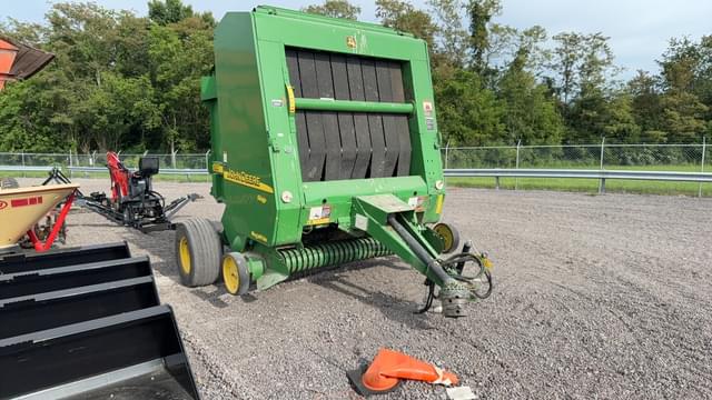 Image of John Deere 567 equipment image 1
