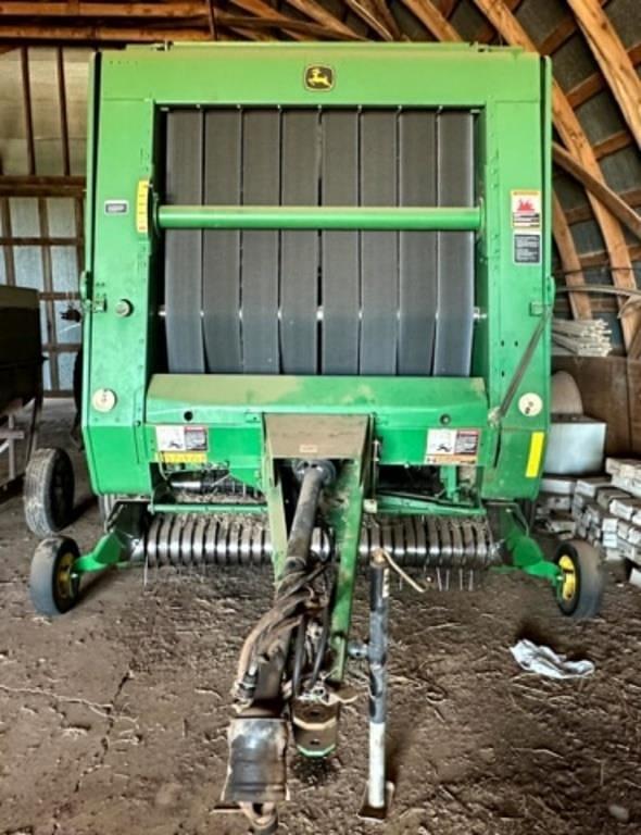 Image of John Deere 567 equipment image 1