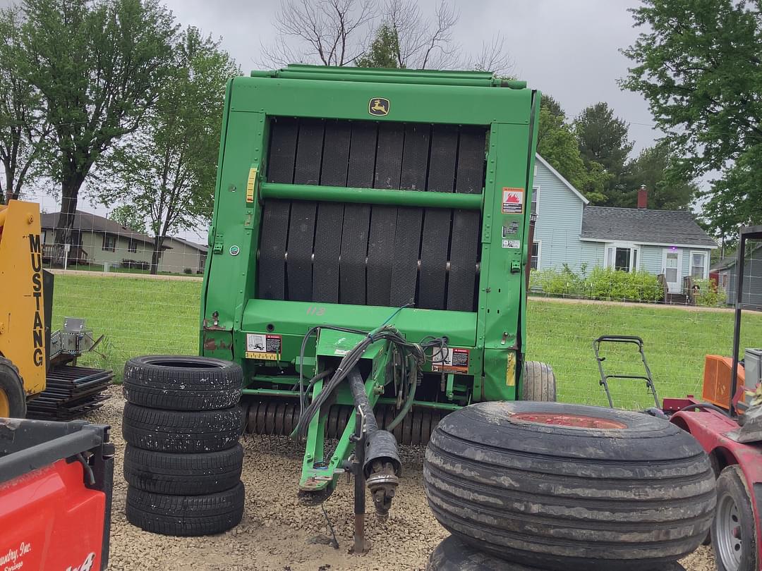 Image of John Deere 567 Image 0