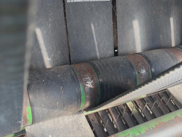 Image of John Deere 567 equipment image 4