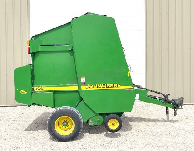 Image of John Deere 567 equipment image 2