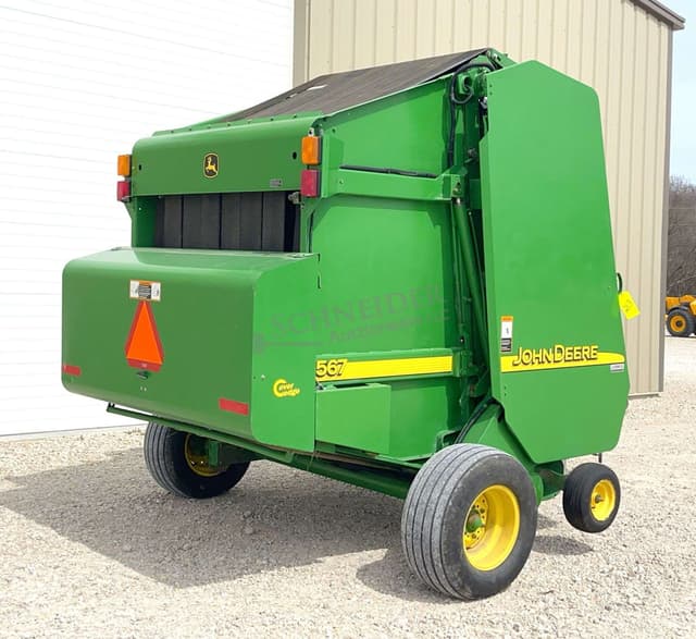 Image of John Deere 567 equipment image 4