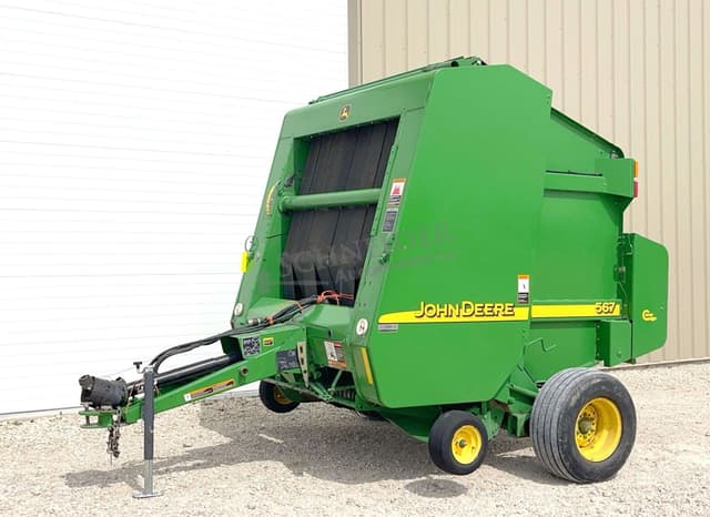 Image of John Deere 567 equipment image 1