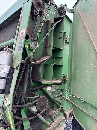 Image of John Deere 568 equipment image 3