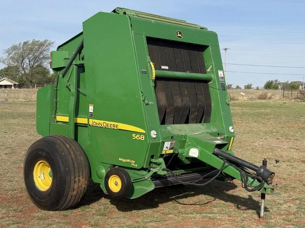 Image of John Deere 568 Primary image