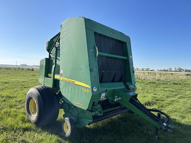 Image of John Deere 568 equipment image 2