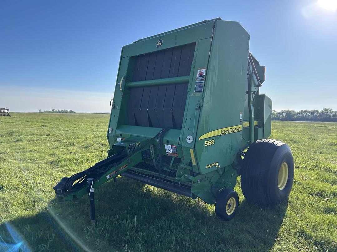 Image of John Deere 568 Primary image
