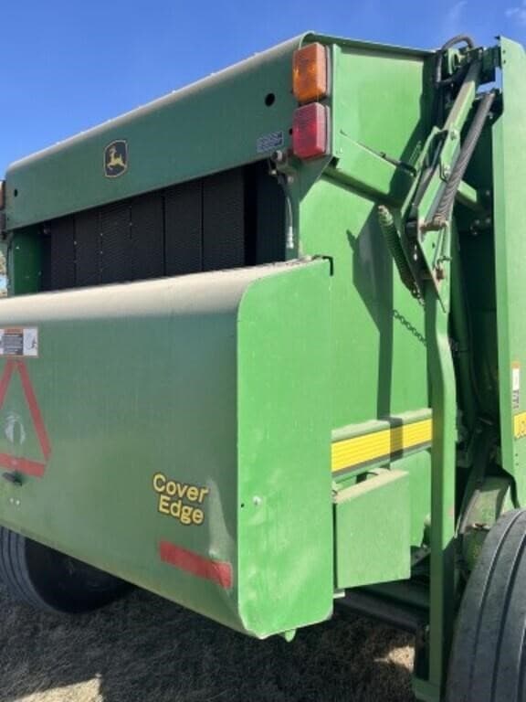 Image of John Deere 568 equipment image 2