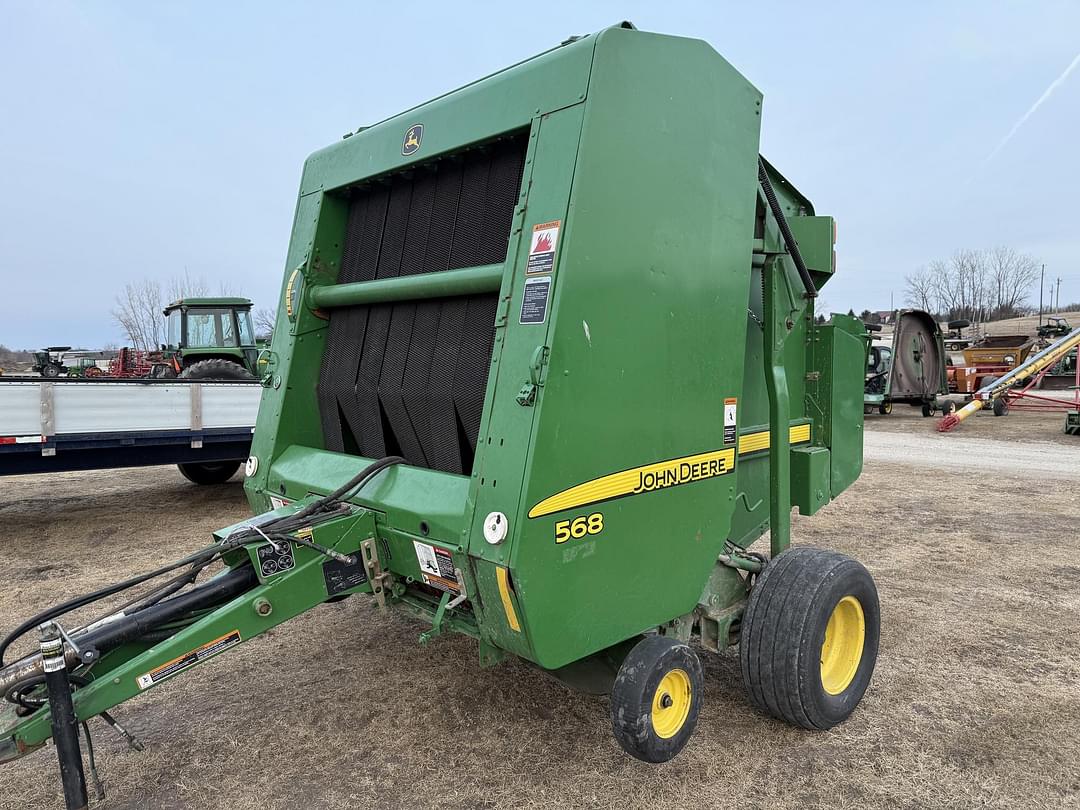 Image of John Deere 568 Primary image