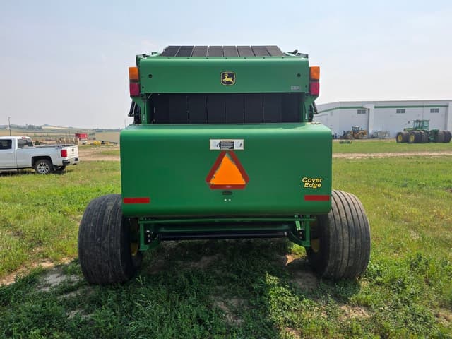 Image of John Deere 568 equipment image 3